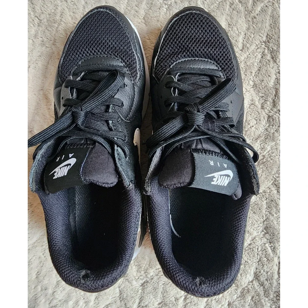 Nike Air Max Excee Black White Athletic Sneakers Womens 7 CD5432-003